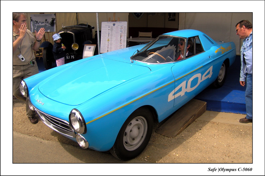 2004 - 05 - Peugeot 404 - 48.JPG